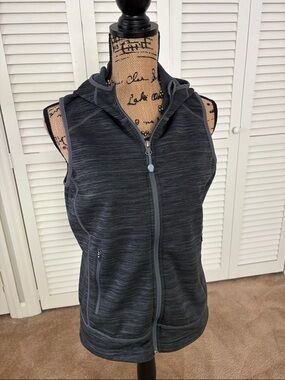 LL Bean Sleeveless Hooded Zip-Up Vest in Charcoal Heather